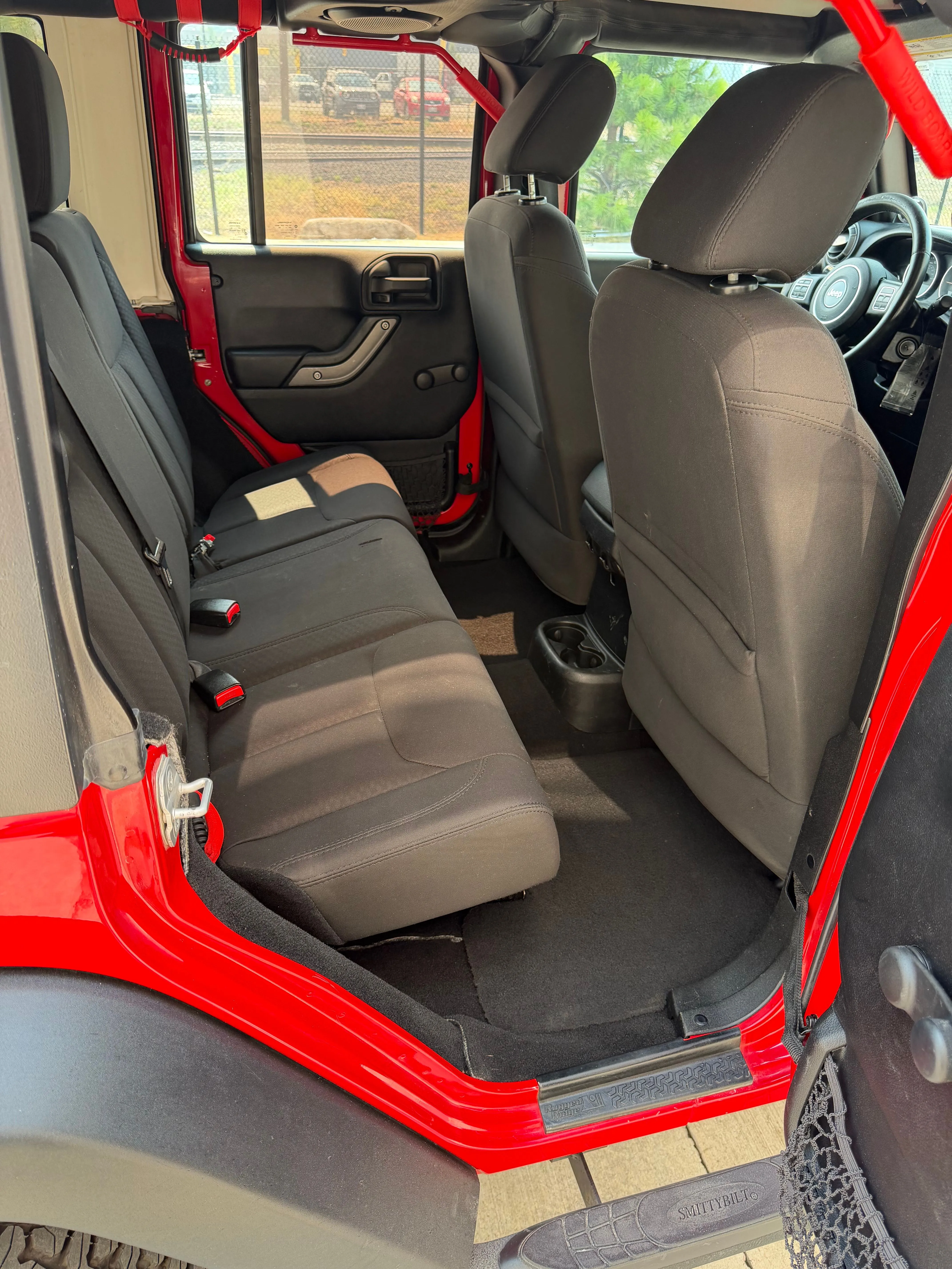 2014 Jeep Wrangler Unlimited Sport — photo 12