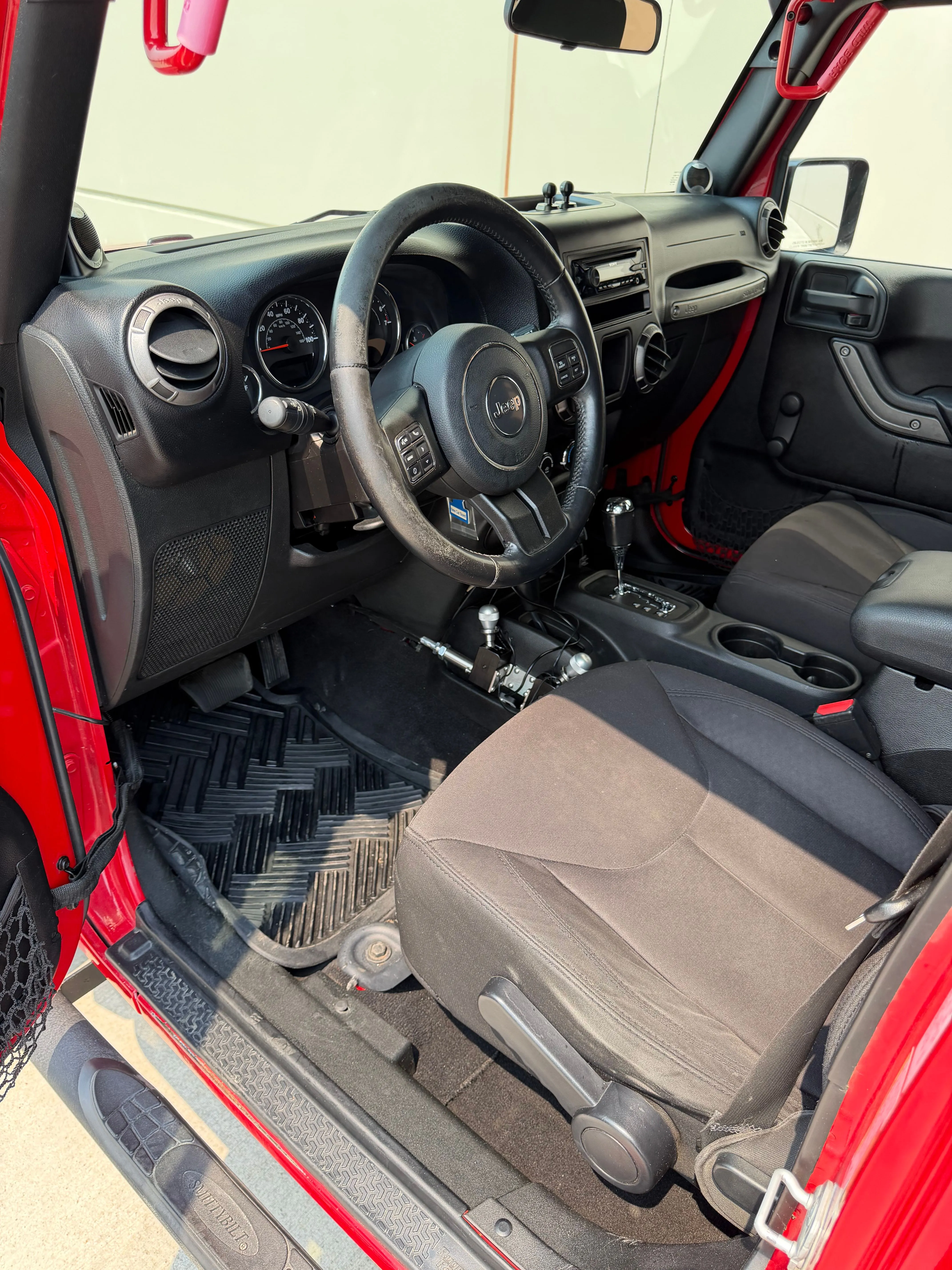 2014 Jeep Wrangler Unlimited Sport — photo 9