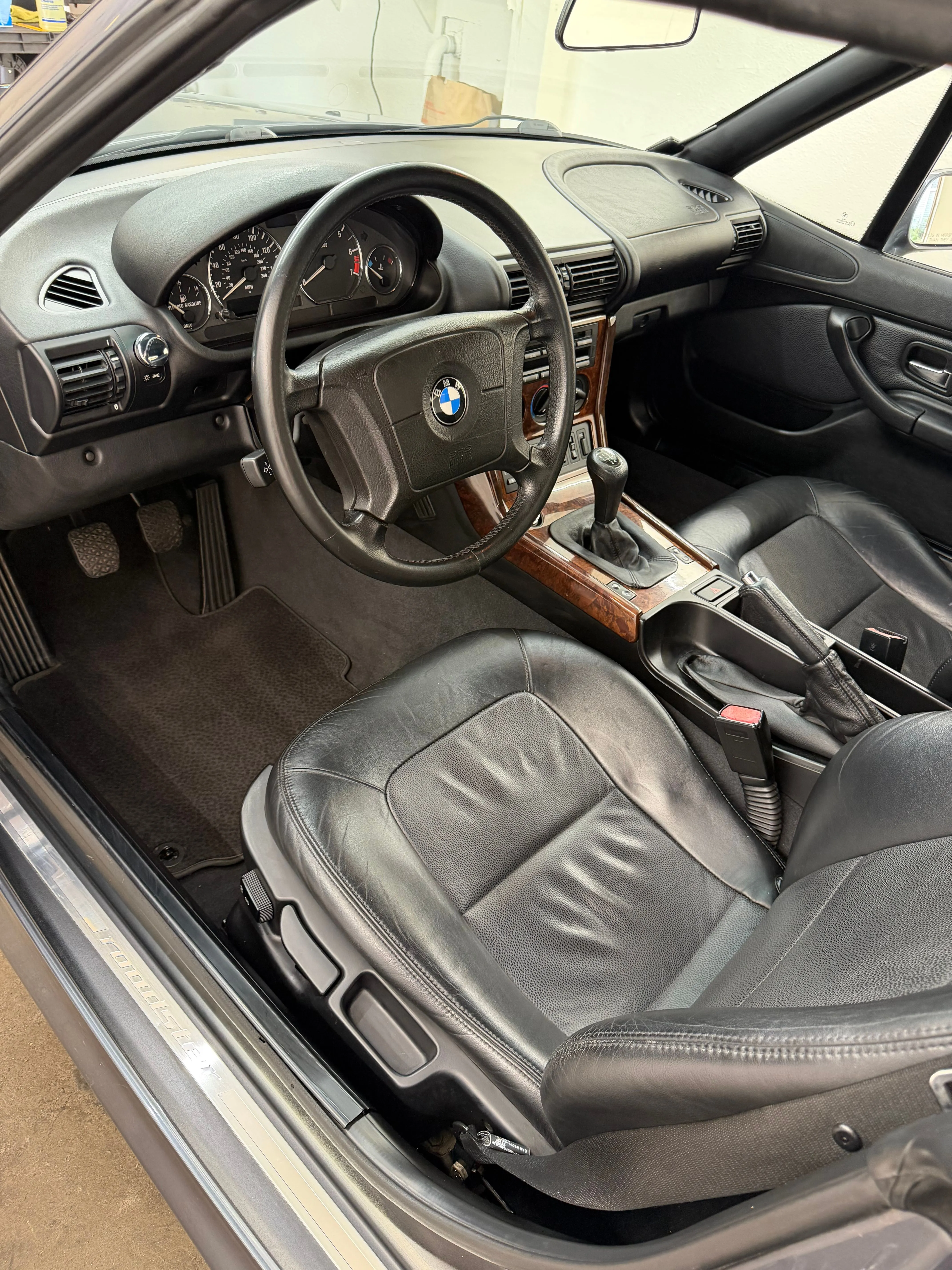 1999 BMW Z3 2.8 Roadster — photo 15