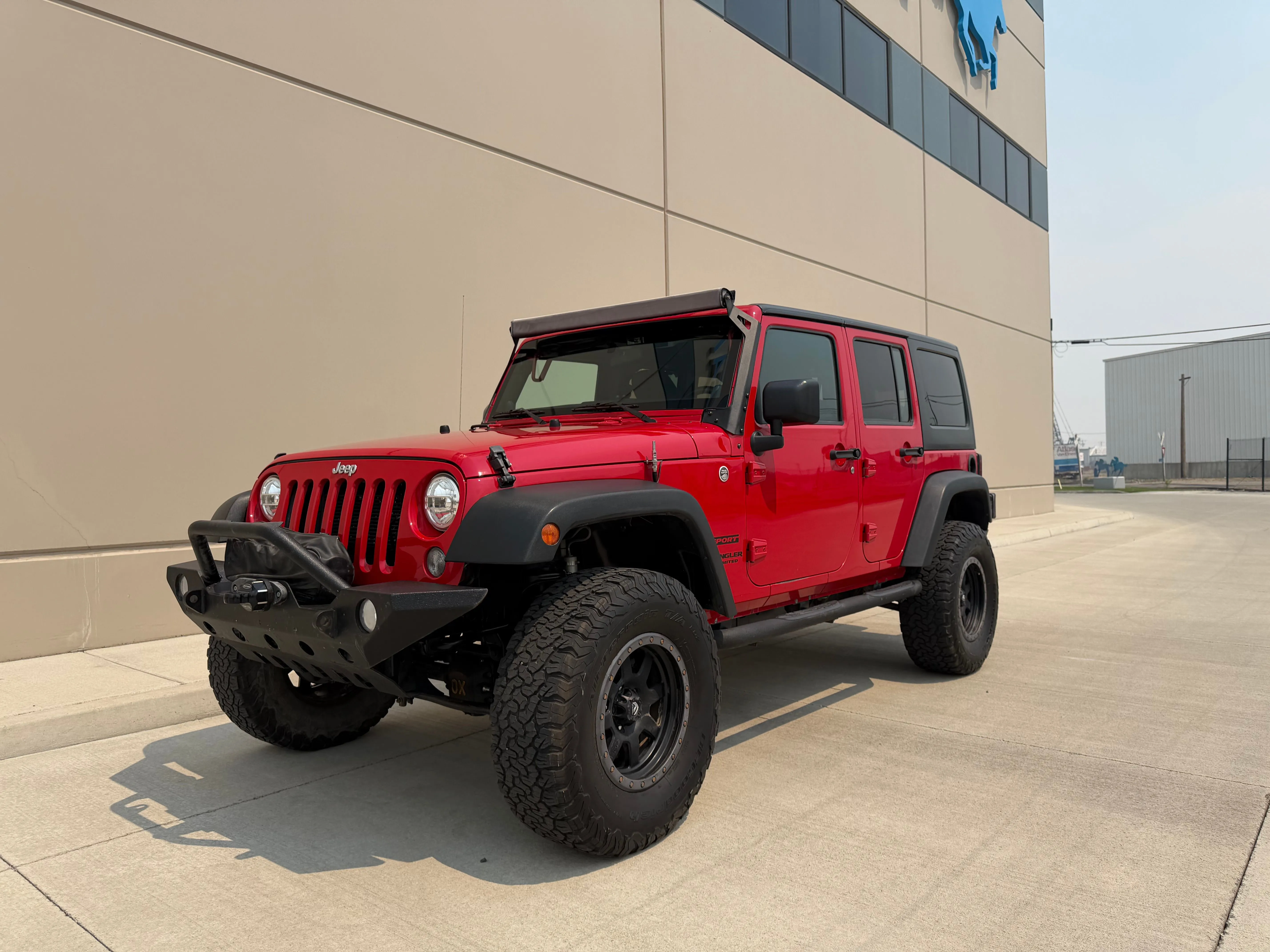 2014 Jeep Wrangler Unlimited Sport — photo 2